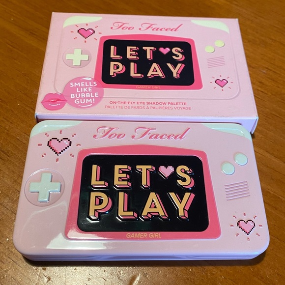 Too Faced Let’s Play on the Fly Eyeshadow Palette - Picture 4 of 16